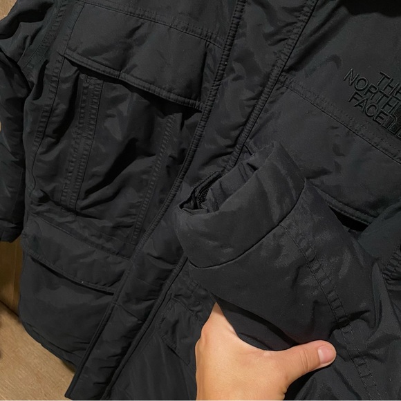 The North Face Men’s Winter Jacket - Picture 8 of 9
